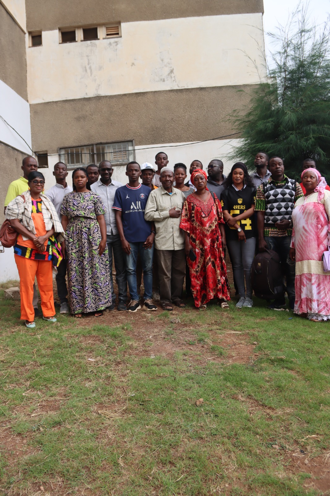 FOMAMOV Compte Rendu de la Mise en place du Comité de Suivi et de Pilotage de la Foire internationale du commerce et de l'artisanat ( FOICA)  du Programme de Renforcement des Capacités des Commerçants et Artisans (PRCCA)